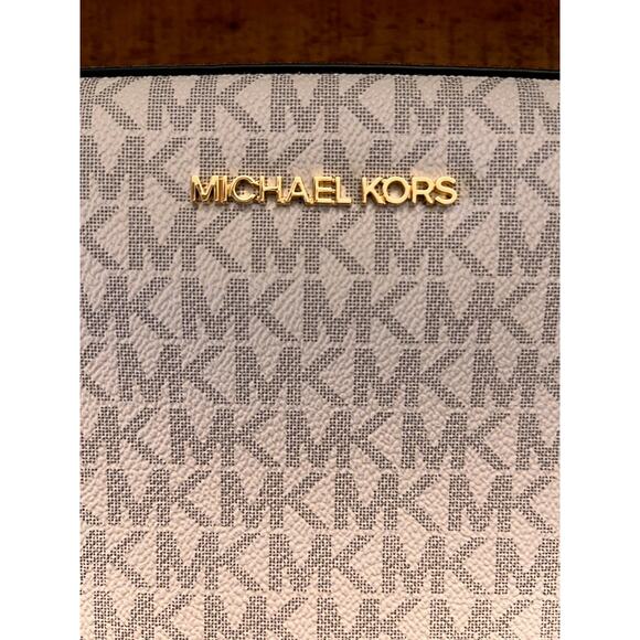 Michael Kors Jsi Large Ew Crossbody In Signature Vanilla NWT - Picture 9 of 12